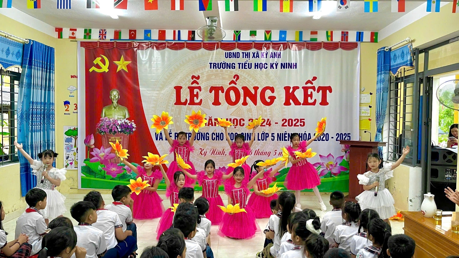 TRƯỜNG TIỂU HỌC KỲ NINH LONG TRỌNG TỔ CHỨC: LỄ TỔNG KẾT NĂM HỌC 2024 - 2025 VÀ LỄ RA TRƯỜNG CHO HỌC SINH LỚP 5 NIÊN KHOÁ 2020 - 2025