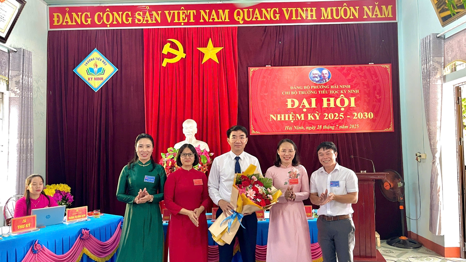 z6858850959490 5ee4a42ab594d0289cd18732f9209107