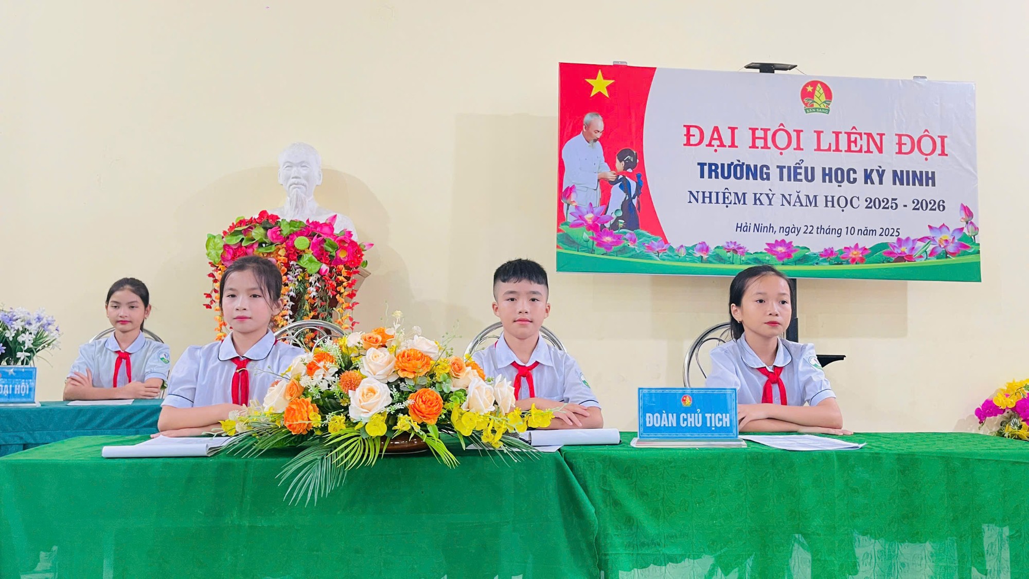 LIÊN ĐỘI TRƯỜNG TIỂU HỌC KỲ NINH TỔ CHỨC ĐẠI HỘI NHIỆM KỲ NĂM HỌC 2025 - 2026