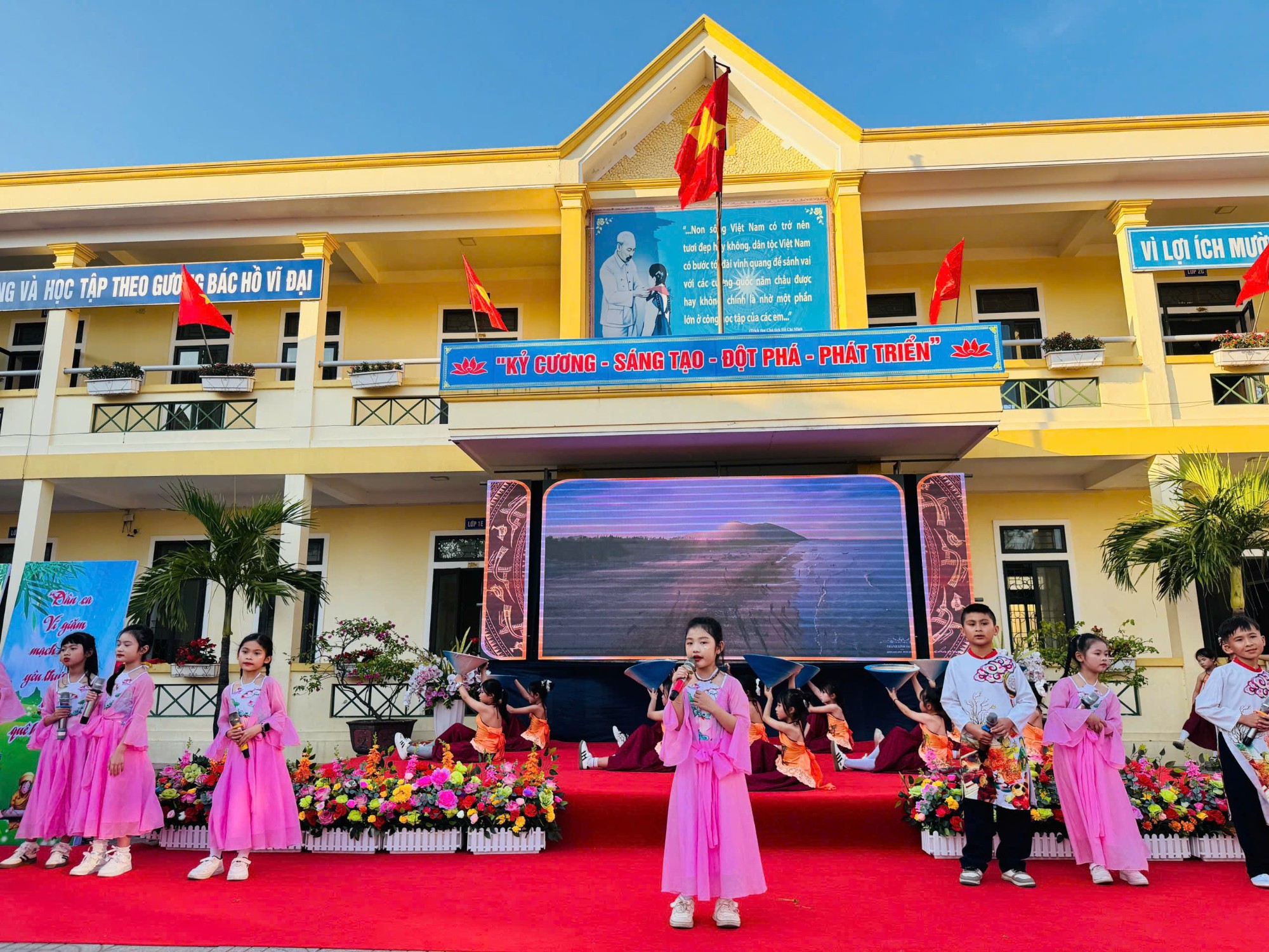 z7485264336686 7dad002e48a94e28b6de58f60e7f2a48